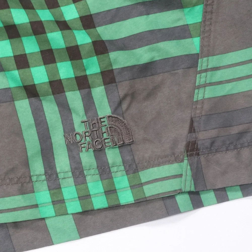 The North Face Plaid Swim Trunks Shorts Belted Casual Mens Size Medium Liner‎